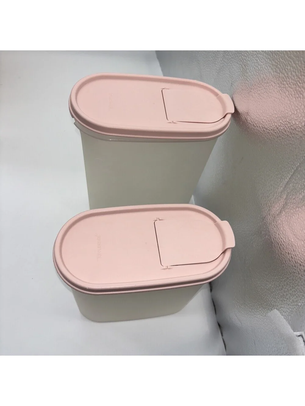 Vntg Tupperware L. Pink, Cereal Storage Flip Top #3 (7.25 Cups), #4 (9 3/4 Cups)